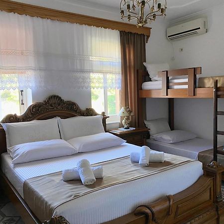 Gjirokastër Yuri Guest House מראה חיצוני תמונה