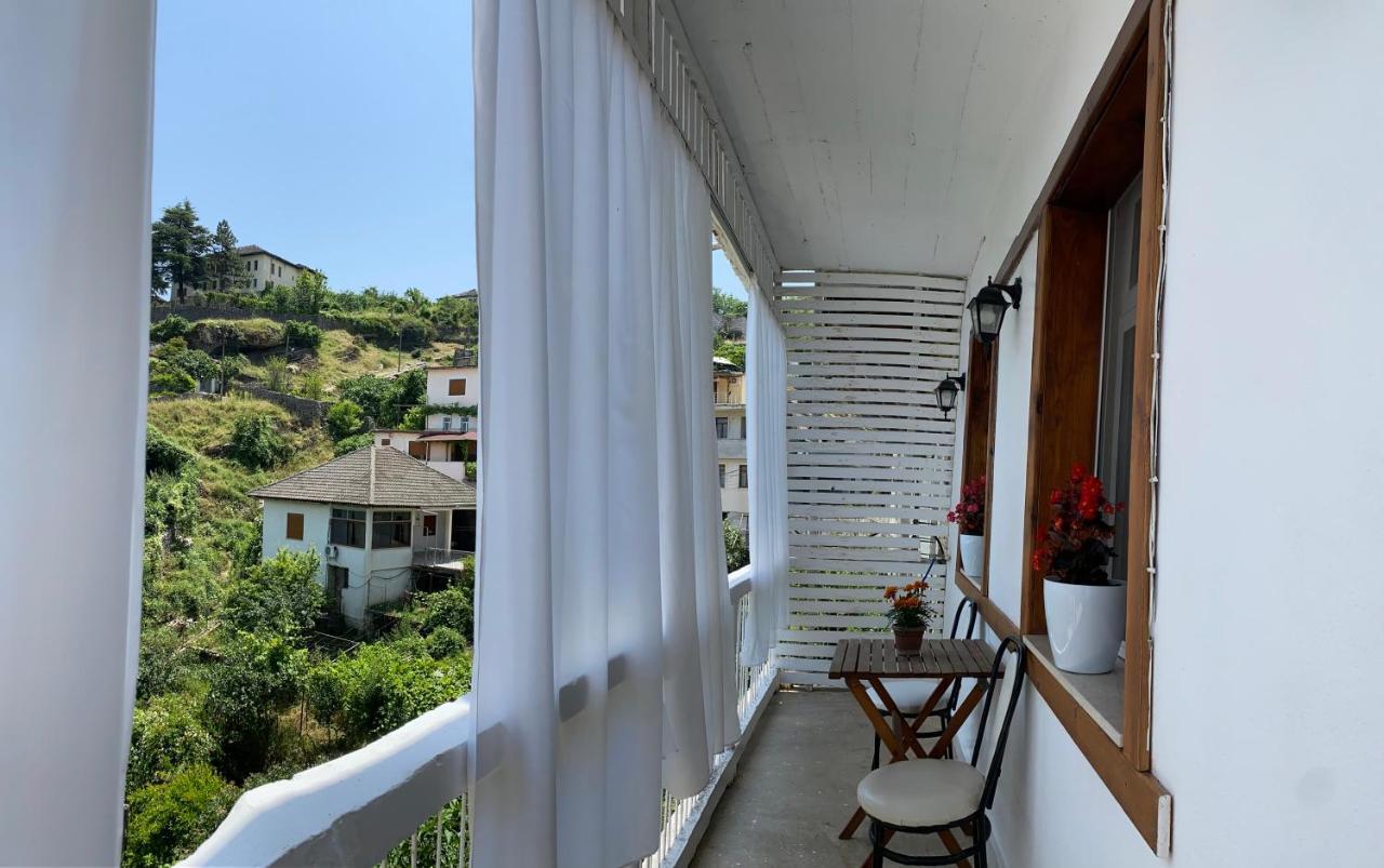 Gjirokastër Yuri Guest House מראה חיצוני תמונה